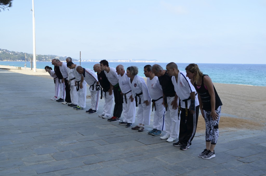 le salut respect de la tradition