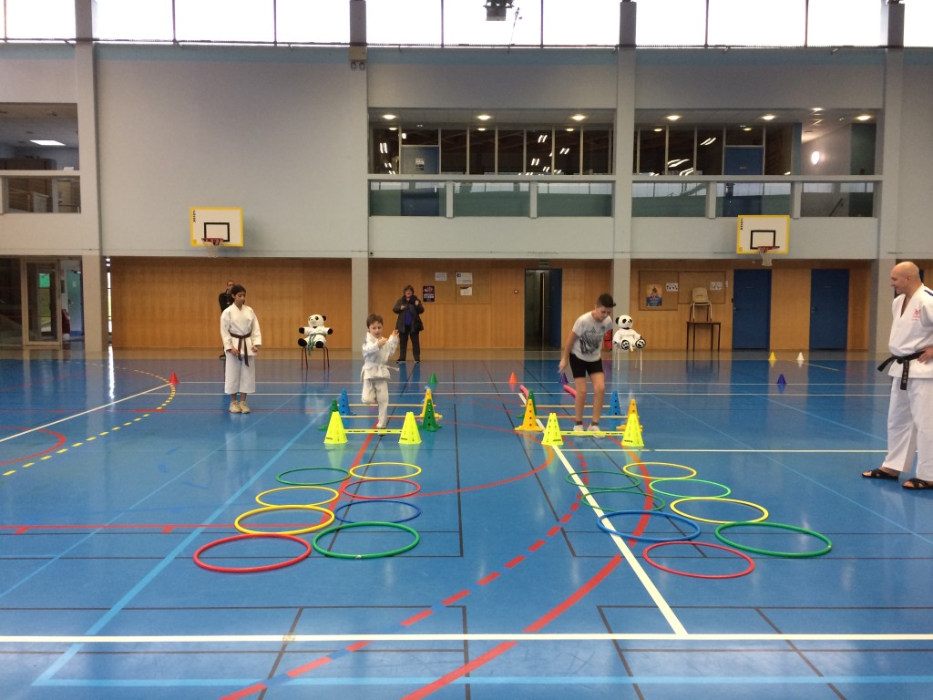 4403CC95-E5B8-4113-8246-1E065DE40B1D