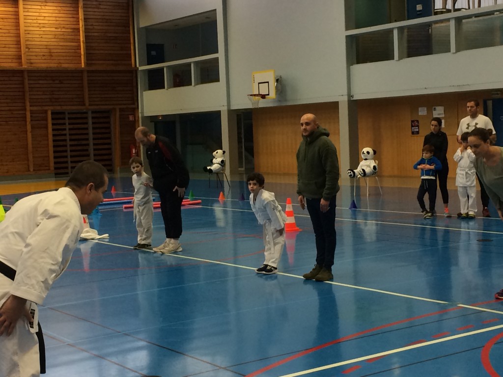 49CB001B-1A8C-440B-ADEF-F633D097A4CF