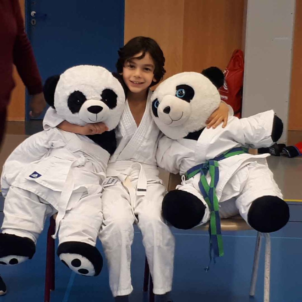 4F5A13A4-E479-44D6-B4F8-8B781AFC4001