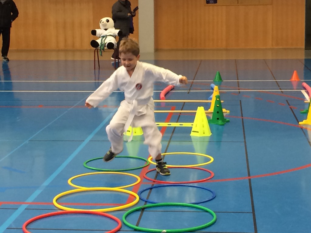 5A256256-17AA-4863-9B30-124982207AA0