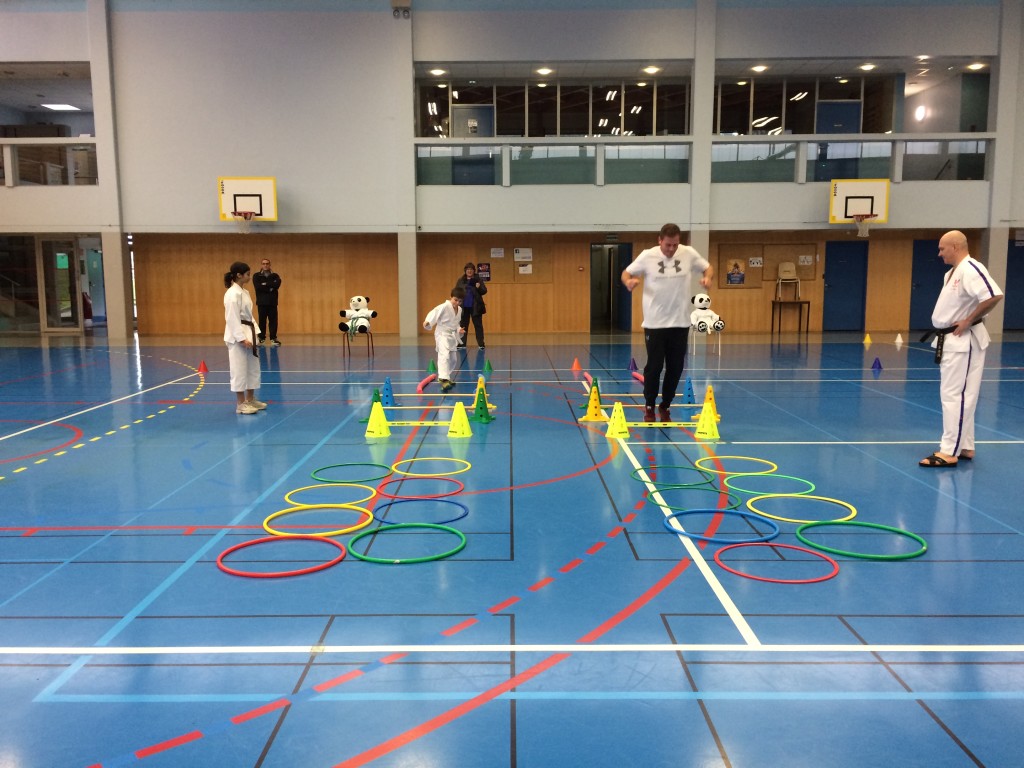 7EC00A15-854B-49D6-B981-F6C966F3A1E2