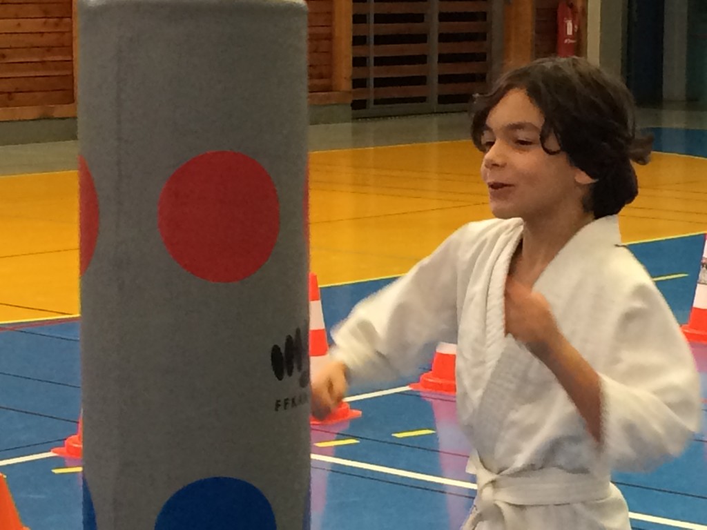 B4166F7D-7D84-41FE-B650-0E68262C3C93