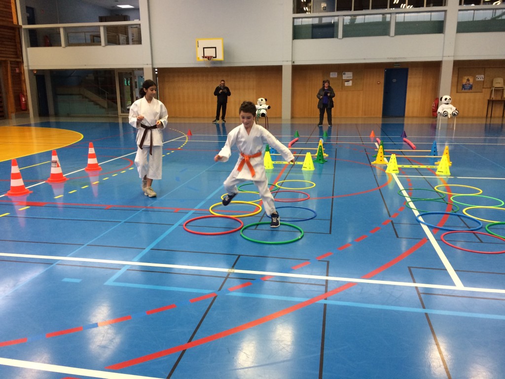 B58526BE-8FEC-4E97-9212-883BADE35FB7