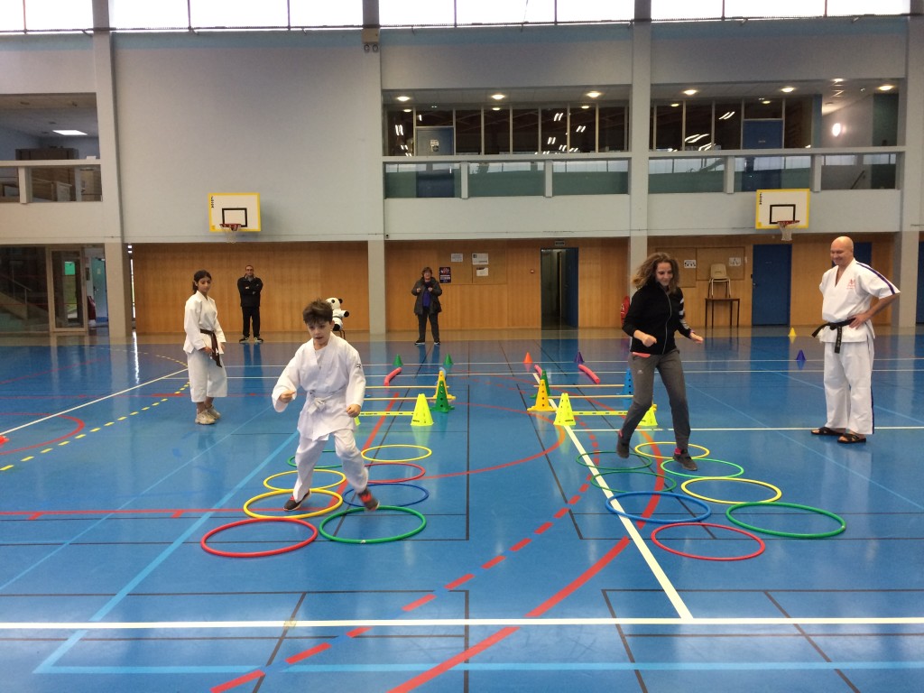 EEBE2583-F23A-4741-83B1-40DF99E16BA0