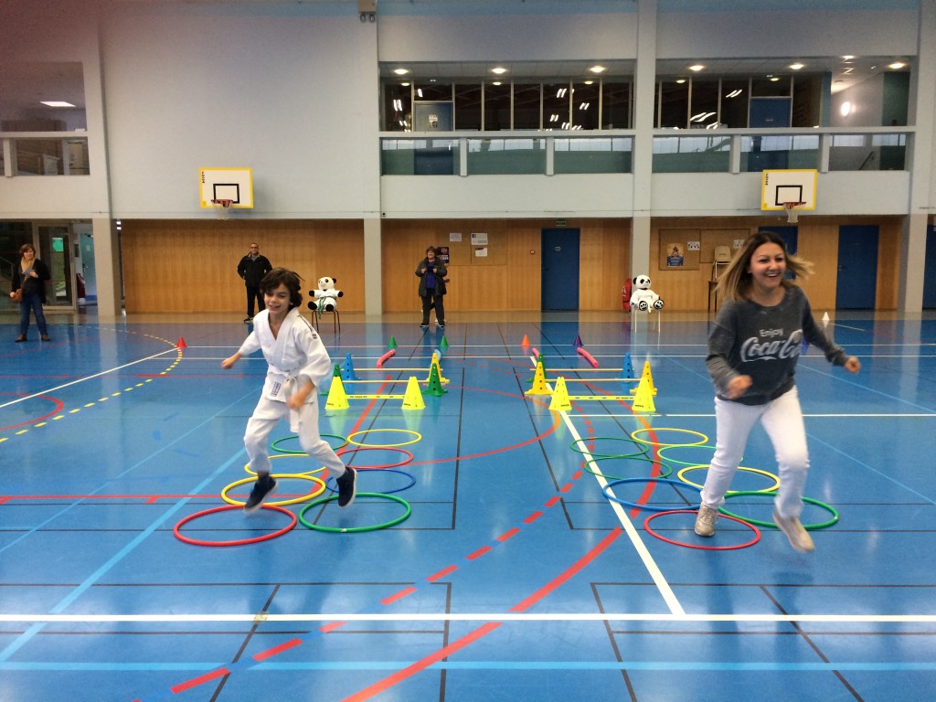 FEFF4AD5-3C7C-458A-94AB-5DF4880CCE7C